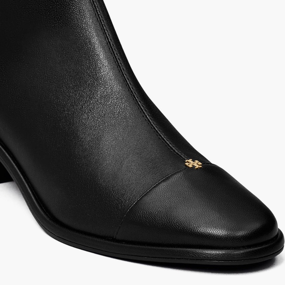 Tory Burch
Cap Toe Knee High Boot